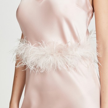 EComm: Affordable ways to bump up your summer maternity look